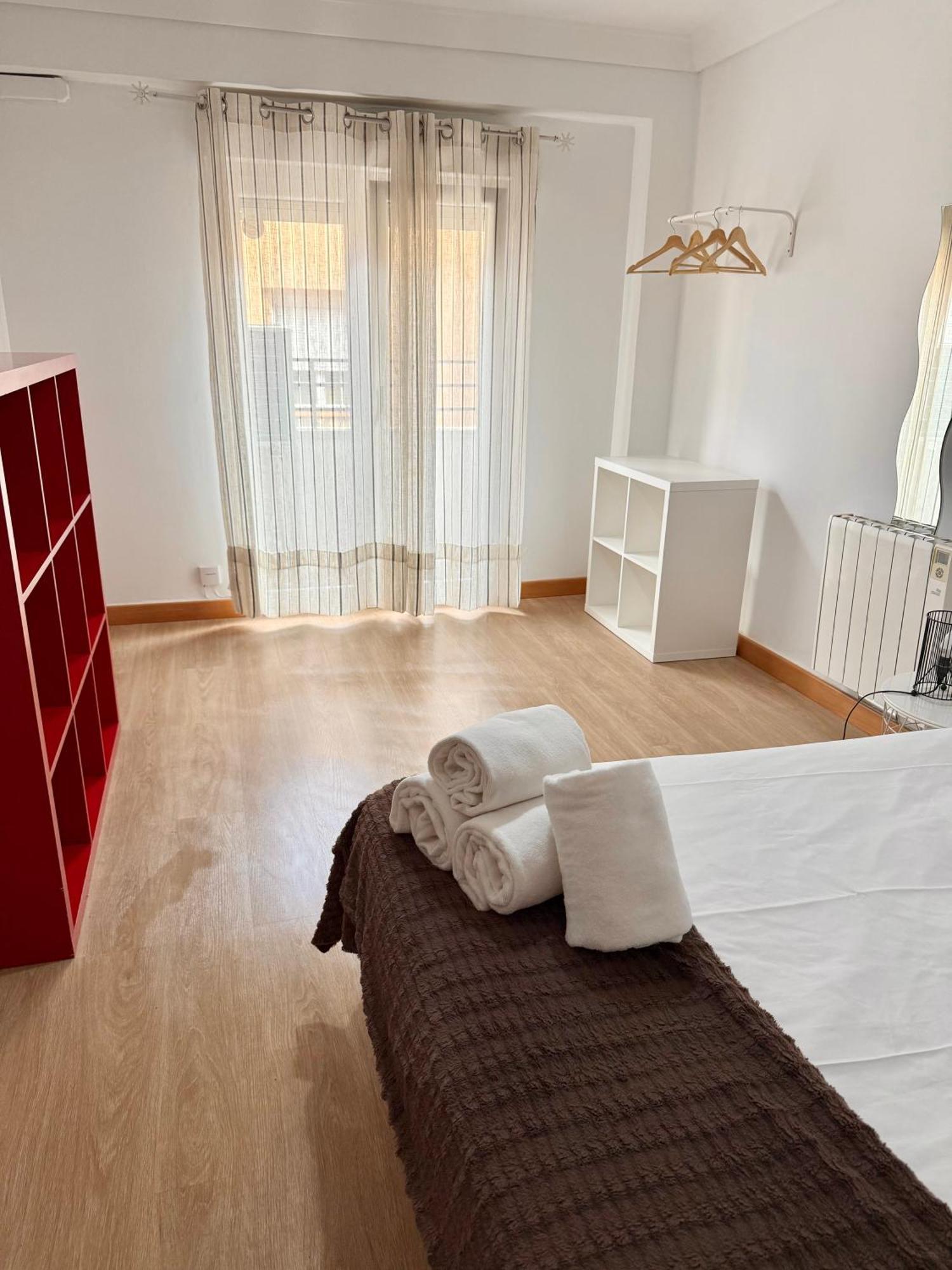 Apartamento Ana Isabel Сарагоса Экстерьер фото